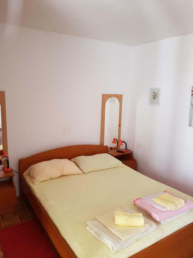 Apartmani Rosanda Petrčane Extérieur photo