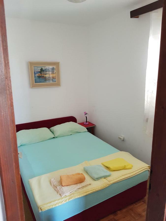 Apartmani Rosanda Petrčane Extérieur photo